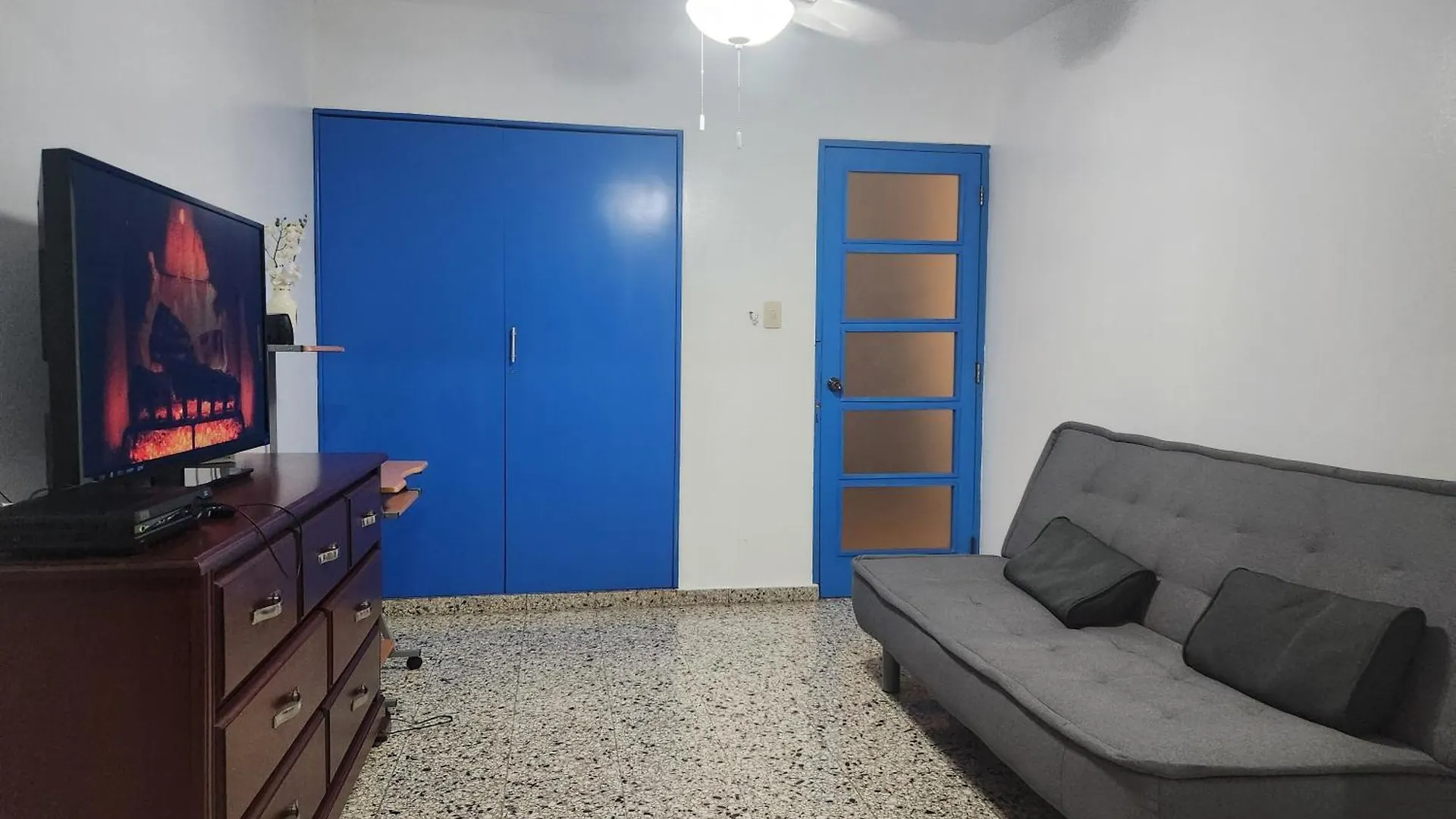 Villa Private House With Pool, Ac, Bbq, Fast Wi-Fi, Pet & Family Friendly, Near Colonial Zone, Mirador Sur Park & Ocean, In Santo Domingo Casa vacanze