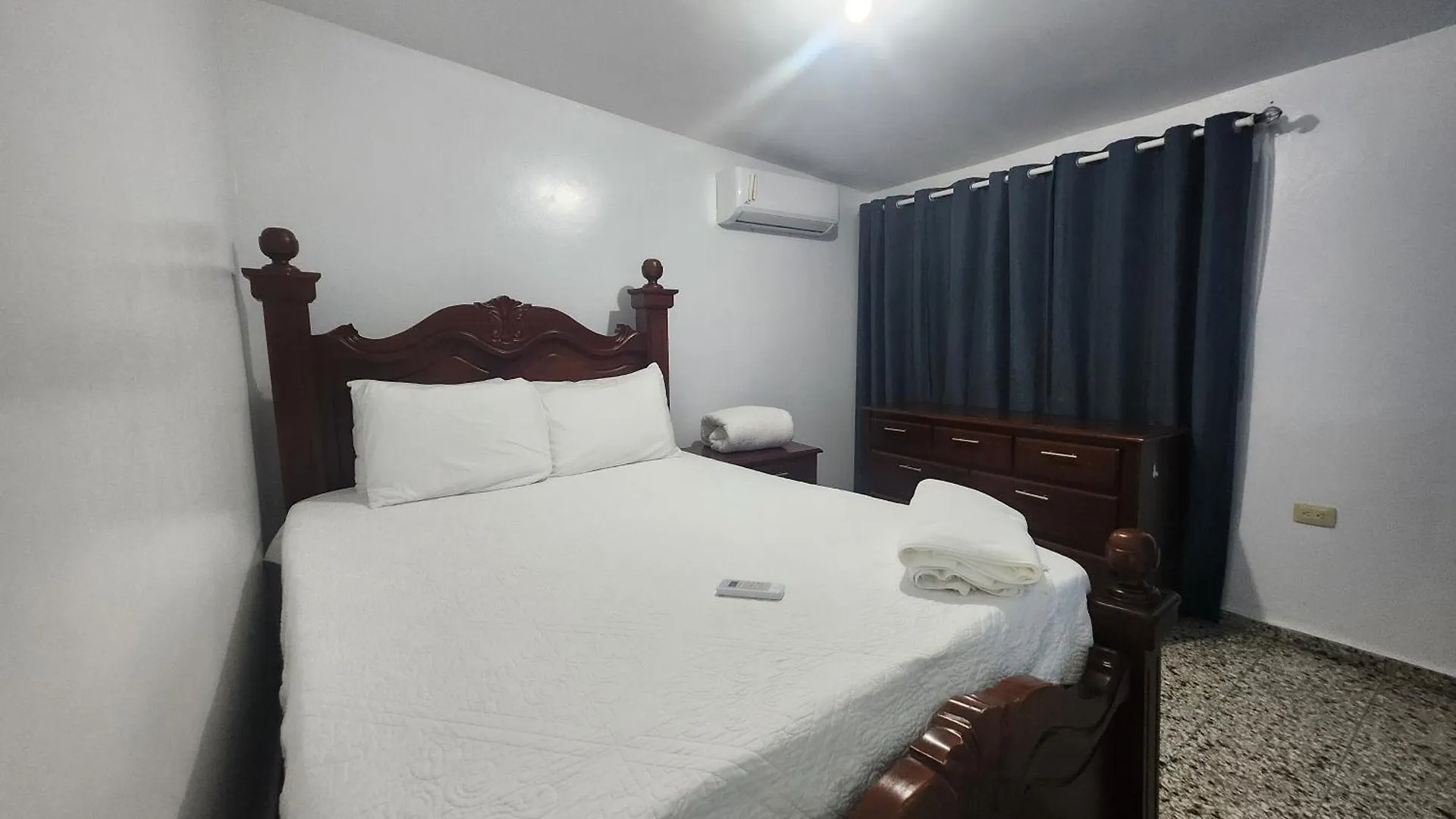 Villa Private House With Pool, Ac, Bbq, Fast Wi-Fi, Pet & Family Friendly, Near Colonial Zone, Mirador Sur Park & Ocean, In Saint-Domingue