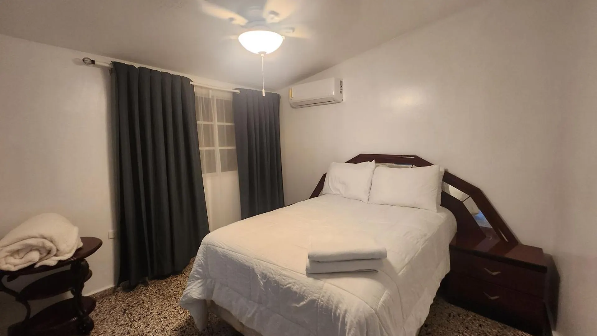 Villa Private House With Pool, Ac, Bbq, Fast Wi-Fi, Pet & Family Friendly, Near Colonial Zone, Mirador Sur Park & Ocean, In Saint-Domingue 0*,